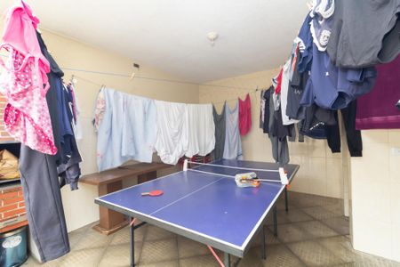 Casa à venda com 220m², 3 quartos e 2 vagasQuintal e Área de serviço