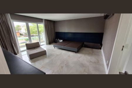 Casa à venda com 5 quartos, 552m² em Barra da Tijuca, Rio de Janeiro