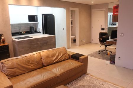 Sala de apartamento à venda com 2 quartos, 90m² em Cerâmica, São Caetano do Sul