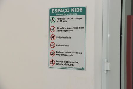 Apartamento para alugar com 138m², 3 quartos e 1 vagaÁrea comum