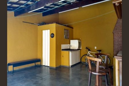 Casa à venda com 3 quartos, 204m² em Vila Assunção, Santo André