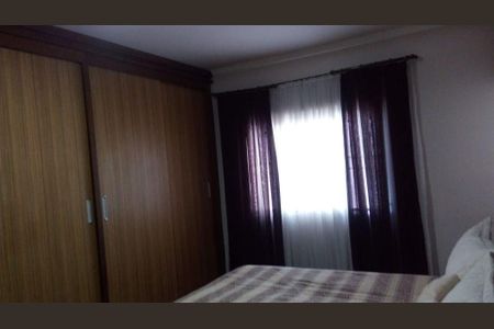 Casa à venda com 3 quartos, 204m² em Vila Assunção, Santo André