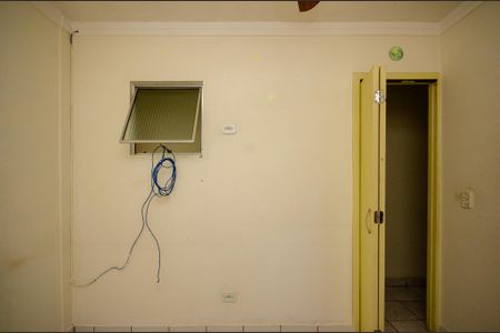 Quarto 1 de casa para alugar com 2 quartos, 60m² em Vila Pereira Cerca, São Paulo