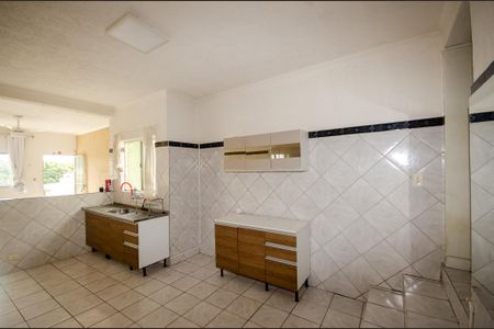 Casa para alugar com 60m², 2 quartos e 1 vagaCozinha