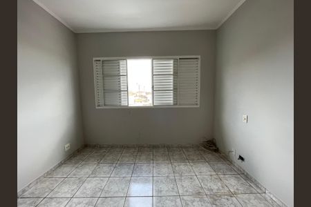 Casa à venda com 148m², 4 quartos e 2 vagas Casa à venda com 148m², 4 quartos e 2 vagasQuarto 3