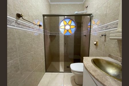 Casa à venda com 148m², 4 quartos e 2 vagas Casa à venda com 148m², 4 quartos e 2 vagasBanheiro 2