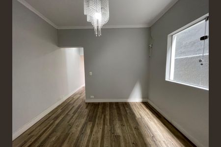 Casa à venda com 148m², 4 quartos e 2 vagas Casa à venda com 148m², 4 quartos e 2 vagasSala de Jantar