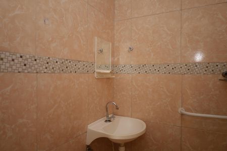 Casa para alugar com 60m², 2 quartos e sem vagaBanheiro da Suíte 1