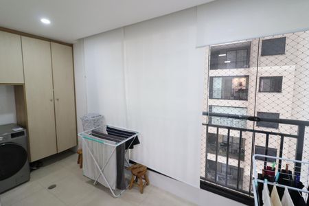 Sala de apartamento à venda com 2 quartos, 48m² em Padroeira, Osasco