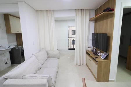 Sala de apartamento à venda com 2 quartos, 48m² em Padroeira, Osasco