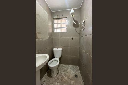 Banheiro Social de casa para alugar com 1 quarto, 80m² em Jardim do Tiro, São Paulo