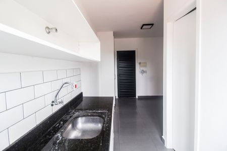 Cozinha de kitnet/studio para alugar com 1 quarto, 25m² em Jardim das Belezas, Carapicuíba