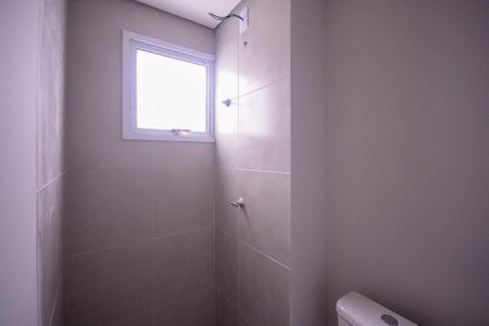 Banheiro  de apartamento à venda com 1 quarto, 24m² em Vila Nair, São Paulo