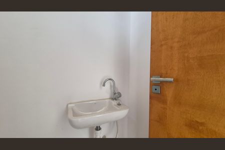 Apartamento à venda com 100m², 2 quartos e 1 vaga Apartamento à venda com 100m², 2 quartos e 1 vagaBanheiro de Serviço