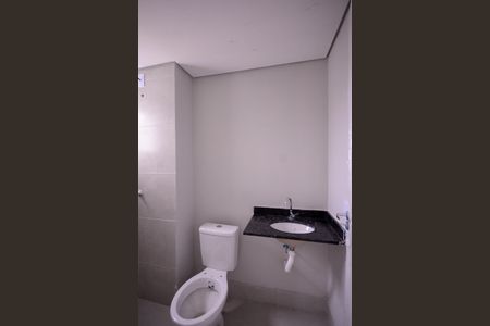 Banheiro  de apartamento à venda com 1 quarto, 24m² em Vila Nair, São Paulo