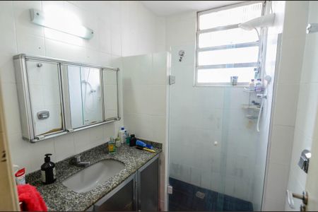 Apartamento à venda com 72m², 3 quartos e 1 vaga Apartamento à venda com 72m², 3 quartos e 1 vagaBanheiro