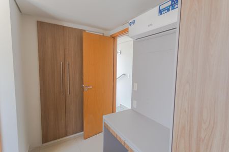 Apartamento à venda com 105m², 2 quartos e 3 vagas Apartamento à venda com 105m², 2 quartos e 3 vagasSuíte 2