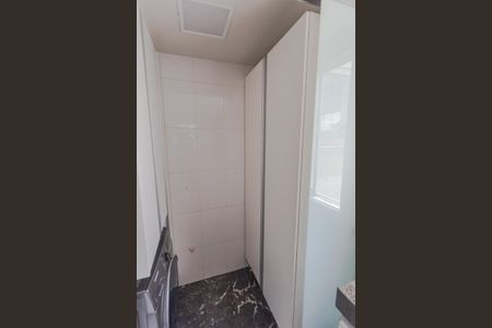 Apartamento à venda com 105m², 2 quartos e 3 vagas Apartamento à venda com 105m², 2 quartos e 3 vagasCozinha/Área de Serviço