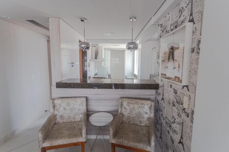 Apartamento à venda com 105m², 2 quartos e 3 vagas Apartamento à venda com 105m², 2 quartos e 3 vagasCozinha/Área de Serviço