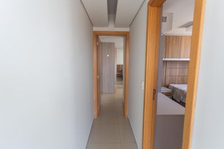 Apartamento à venda com 105m², 2 quartos e 3 vagas Apartamento à venda com 105m², 2 quartos e 3 vagasCorredor no 2° Andar