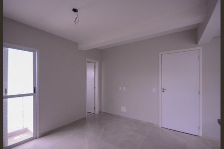 Quarto/Cozinha  de apartamento à venda com 1 quarto, 24m² em Vila Nair, São Paulo