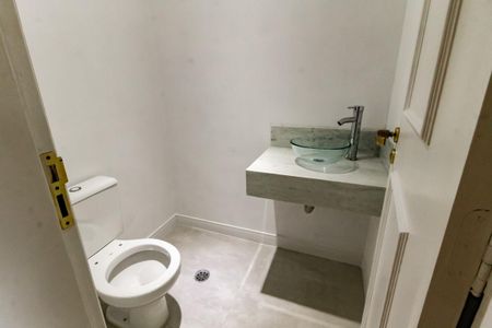 Apartamento à venda com 214m², 3 quartos e 3 vagas Apartamento à venda com 214m², 3 quartos e 3 vagasLavabo