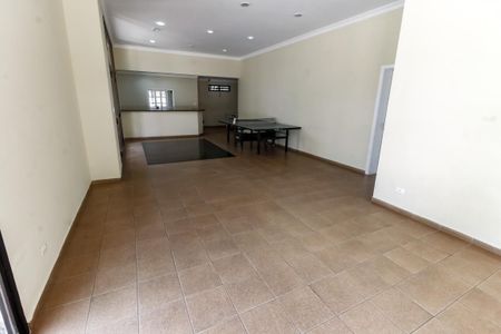 Apartamento à venda com 214m², 3 quartos e 3 vagas Apartamento à venda com 214m², 3 quartos e 3 vagasÁrea comum - Salão de festas