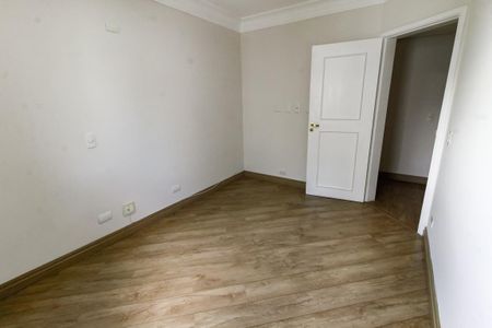 Apartamento à venda com 214m², 3 quartos e 3 vagas Apartamento à venda com 214m², 3 quartos e 3 vagasQuarto