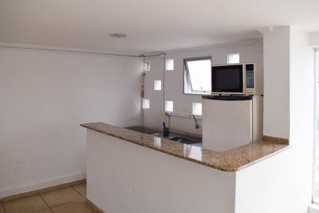 Apartamento para alugar com 40m², 1 quarto e sem vaga Apartamento para alugar com 40m², 1 quarto e sem vagaÁrea comum - Salão de Festa