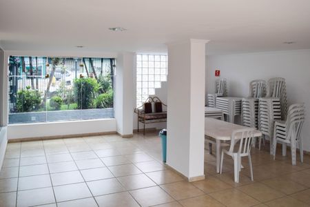 Apartamento para alugar com 40m², 1 quarto e sem vaga Apartamento para alugar com 40m², 1 quarto e sem vagaÁrea comum - Salão de Festa