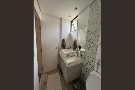Apartamento à venda com 93m², 3 quartos e 2 vagasBanheiro da Suíte 1