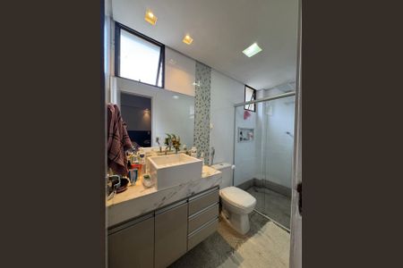 Apartamento à venda com 93m², 3 quartos e 2 vagasBanheiro da Suíte 1