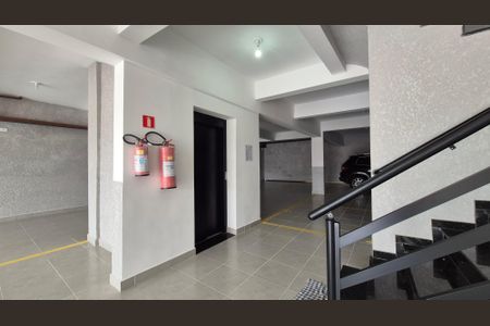 Apartamento à venda com 106m², 2 quartos e 1 vaga Apartamento à venda com 106m², 2 quartos e 1 vagaElevador