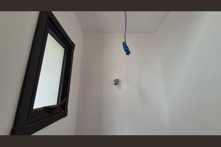 Apartamento à venda com 106m², 2 quartos e 1 vaga Apartamento à venda com 106m², 2 quartos e 1 vagaBanheiro de Serviço