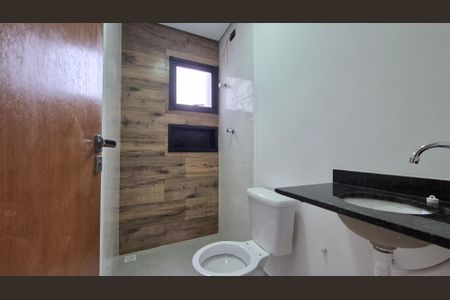 Apartamento à venda com 106m², 2 quartos e 1 vaga Apartamento à venda com 106m², 2 quartos e 1 vagaBanheiro da suíte