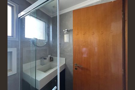 Apartamento para alugar com 53m², 2 quartos e 1 vaga Apartamento para alugar com 53m², 2 quartos e 1 vagaBanheiro