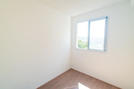 Quarto 1 de apartamento para alugar com 2 quartos, 34m² em Jardim Itacolomi, São Paulo