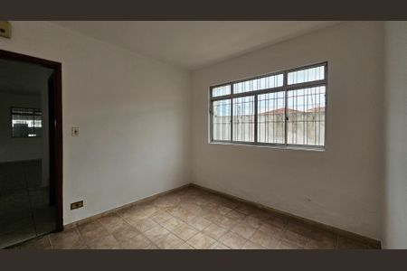 Casa à venda com 120m², 4 quartos e 2 vagas Casa à venda com 120m², 4 quartos e 2 vagasQuarto 5