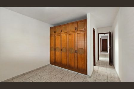 Casa à venda com 120m², 4 quartos e 2 vagas Casa à venda com 120m², 4 quartos e 2 vagasQuarto 2