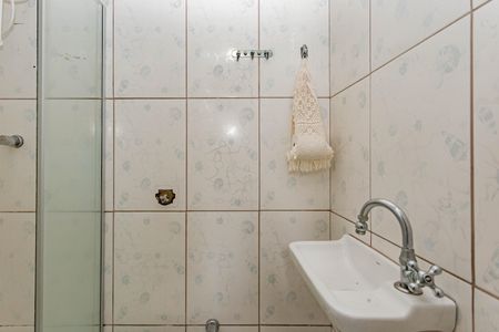 Casa à venda com 83m², 2 quartos e 2 vagas Casa à venda com 83m², 2 quartos e 2 vagasBanheiro de serviço