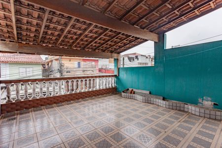 Casa à venda com 83m², 2 quartos e 2 vagas Casa à venda com 83m², 2 quartos e 2 vagasVaranda