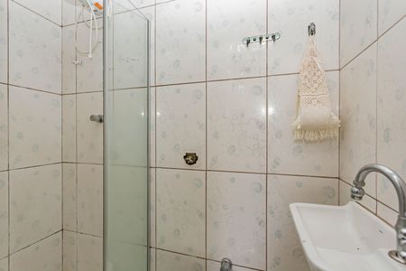 Casa à venda com 83m², 2 quartos e 2 vagas Casa à venda com 83m², 2 quartos e 2 vagasBanheiro de serviço