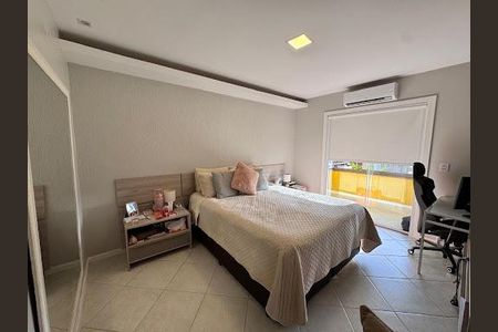 Casa à venda com 3 quartos, 360m² em Sapê, Niterói