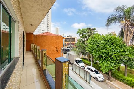 Casa à venda com 350m², 7 quartos e 8 vagasVaranda