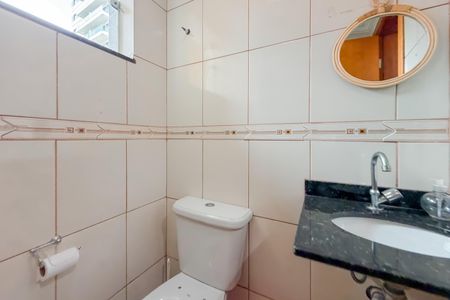 Casa à venda com 350m², 7 quartos e 8 vagasBanheiro 4