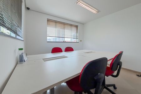 Casa à venda com 350m², 7 quartos e 8 vagasQuarto 4