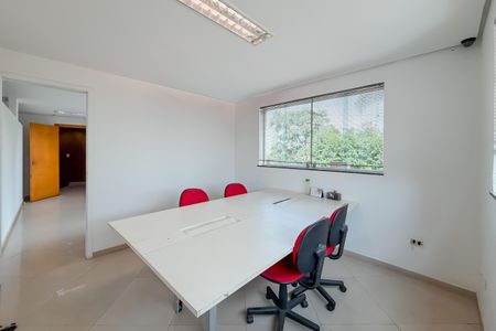 Casa à venda com 350m², 7 quartos e 8 vagasQuarto 4