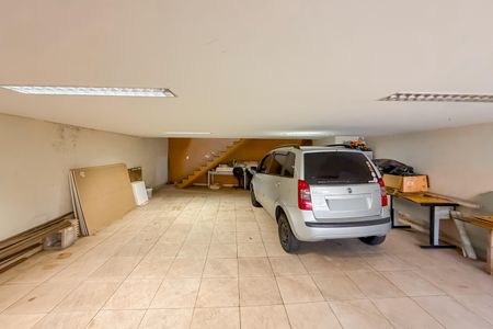 Casa à venda com 350m², 7 quartos e 8 vagasGaragem