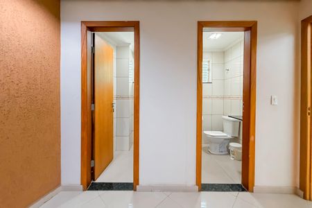 Casa à venda com 350m², 7 quartos e 8 vagasBanheiros 1 e 2