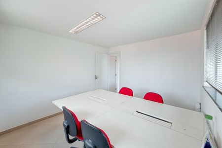 Casa à venda com 350m², 7 quartos e 8 vagasQuarto 4